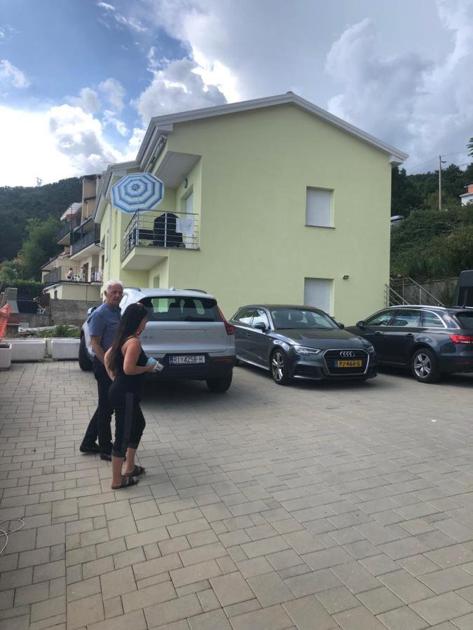 Una Lovran Dış mekan fotoğraf
